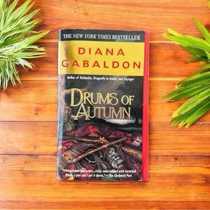 VINTAGE Drums of Autumn by Diana Gabaldon - Paperback Edition